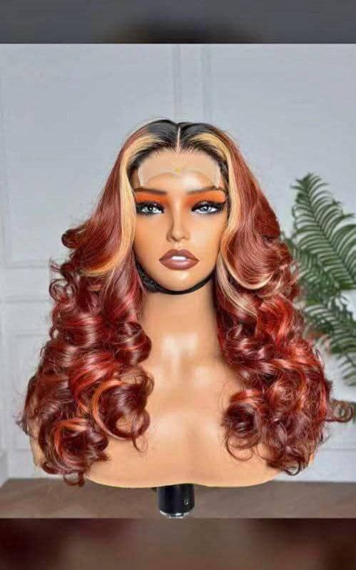 Bouncy wig