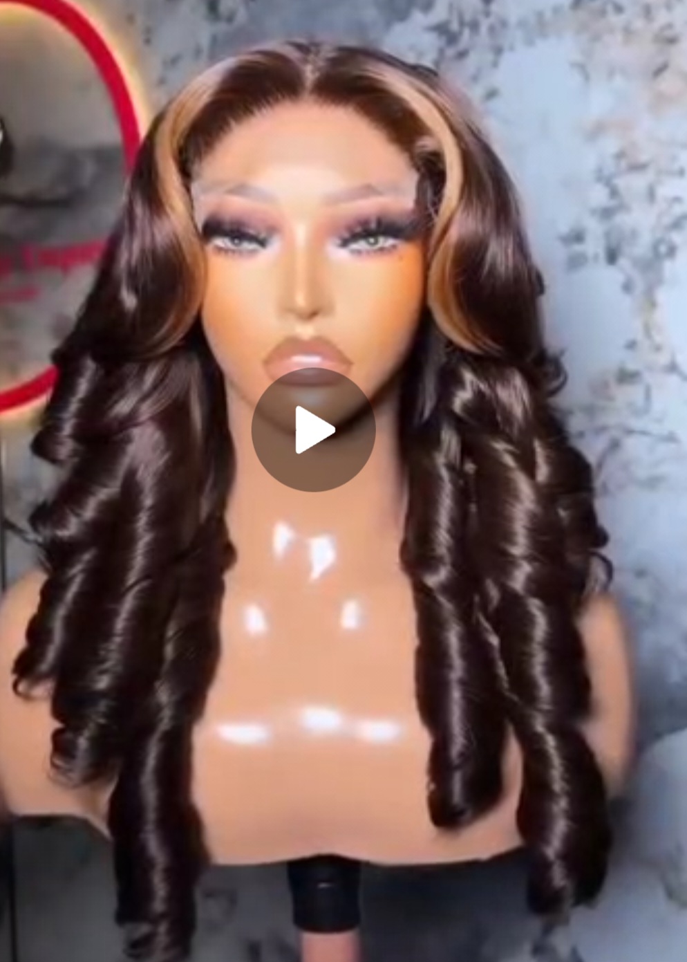 SDD Bounce wig 