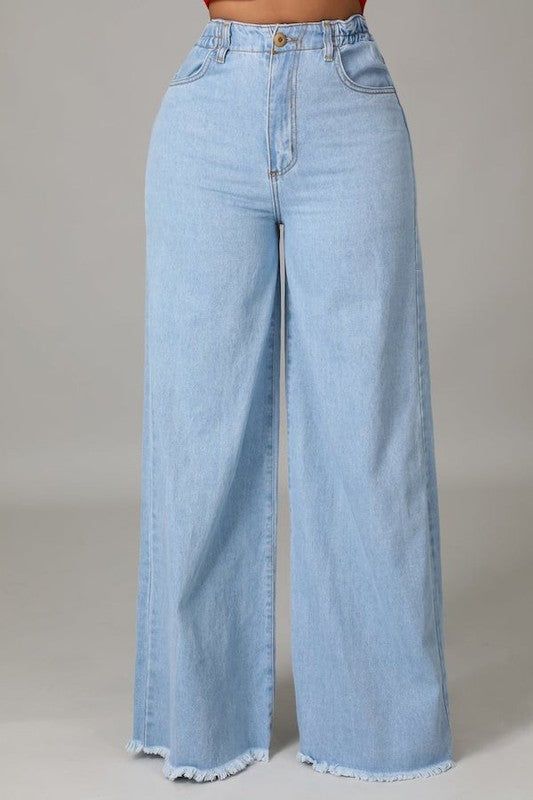 High-Waisted Wide Leg Denim Jeans with Frayed Hem