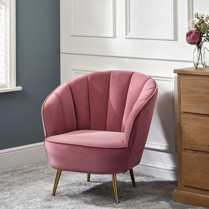 Sturdy Four-Legged Cushioned Chair
