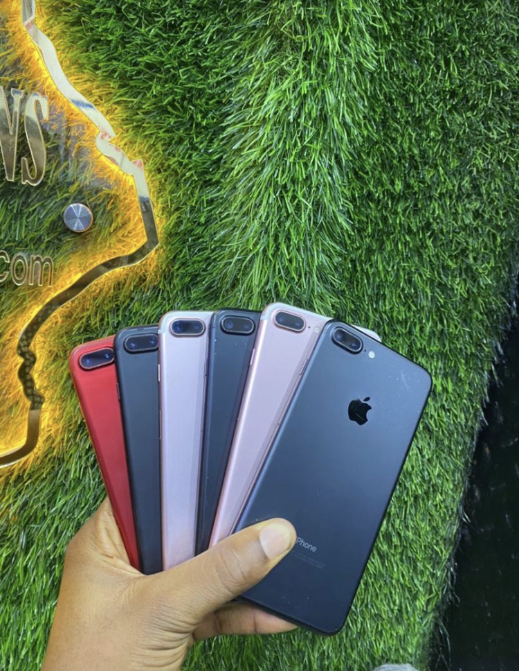 Apple iPhone 7 Plus 128GB UK Version