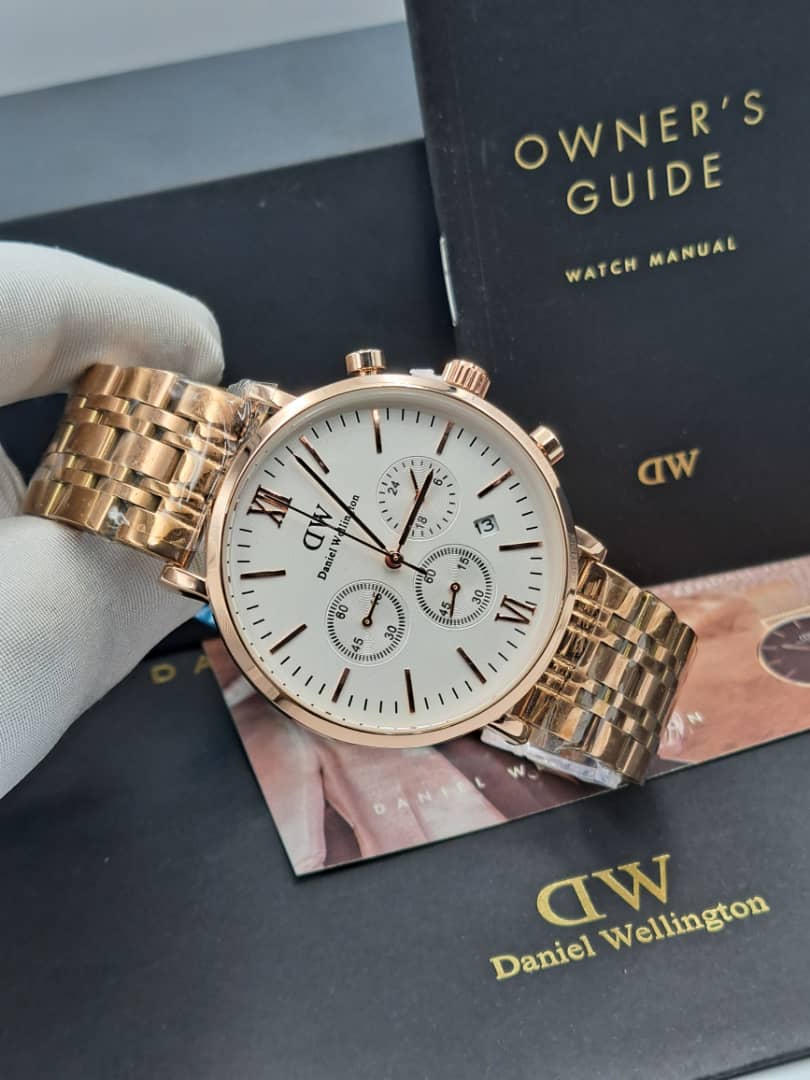 DW Men’s Wrist Watch