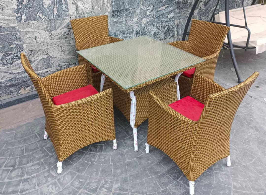 Unique Outdoor Furniture Set – 4 Chairs & Table